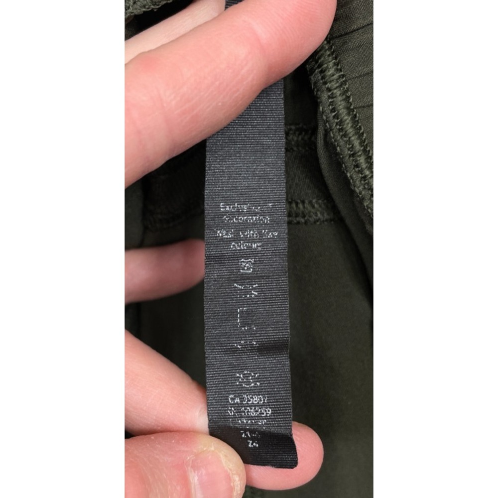 Lululemon Pace Breaker Linerless Shorts 7" Olive Green Small - Picture 6 of 13